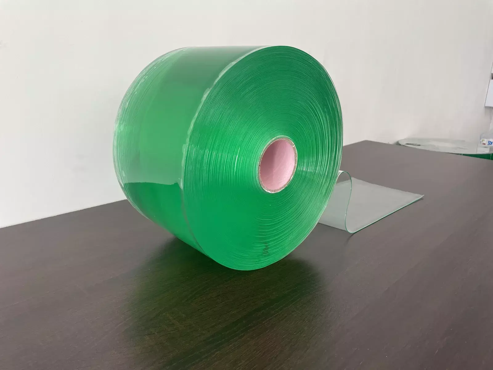 ПВХ завеса рулон гладкая прозрачная 2x200 (5м)